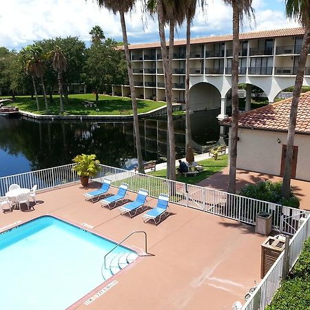 Vista Inn Lake Tarpon Palm Harbor Exteriör bild