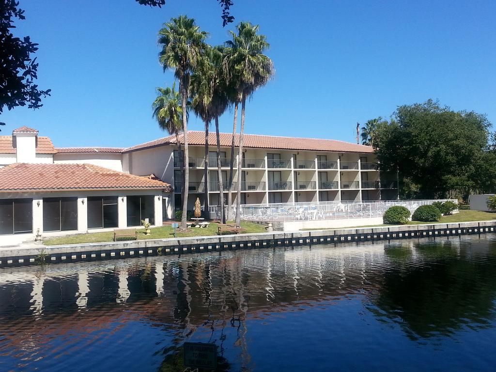 Vista Inn Lake Tarpon Palm Harbor Exteriör bild
